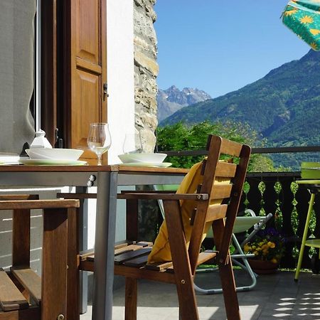 Maison Mey - Cir Vda Gignod 008 Aosta Buitenkant foto