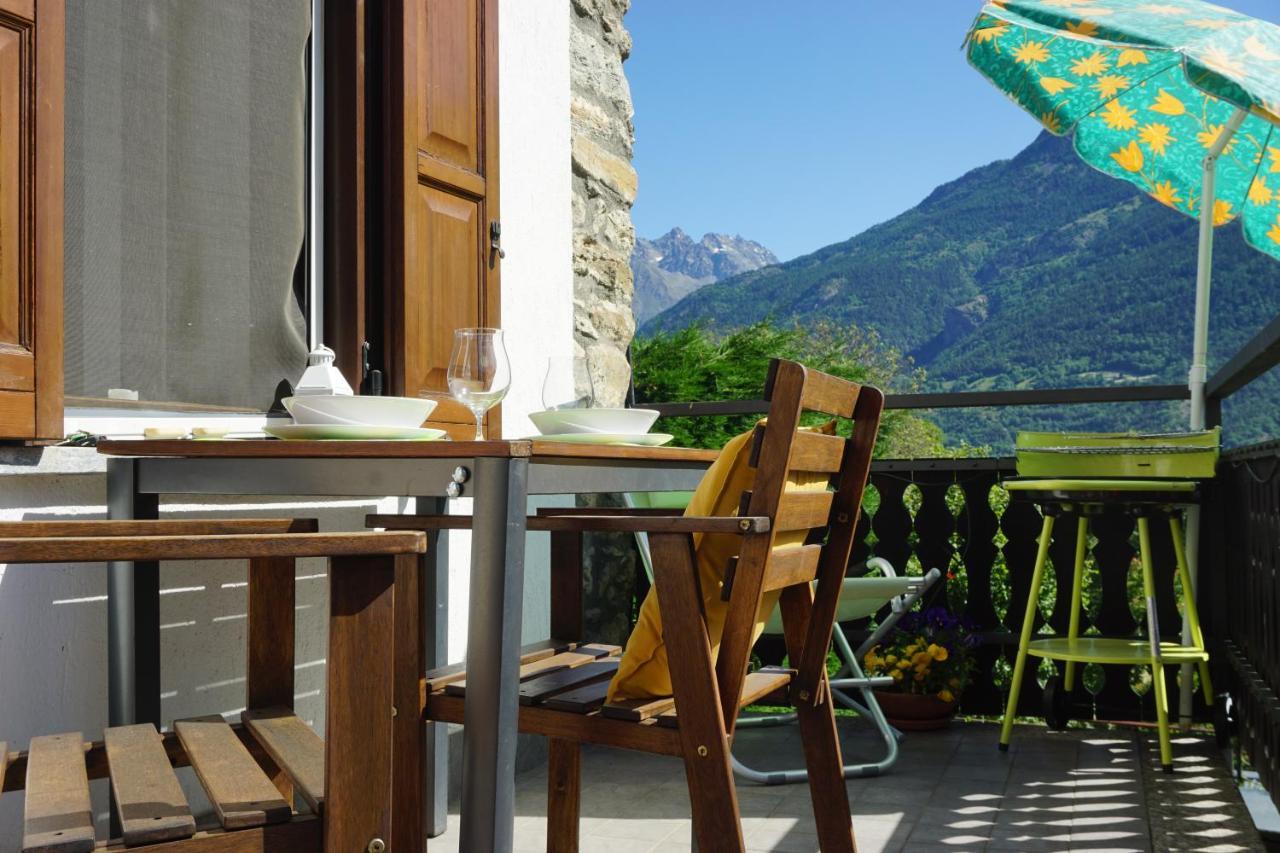 Maison Mey - Cir Vda Gignod 008 Aosta Buitenkant foto